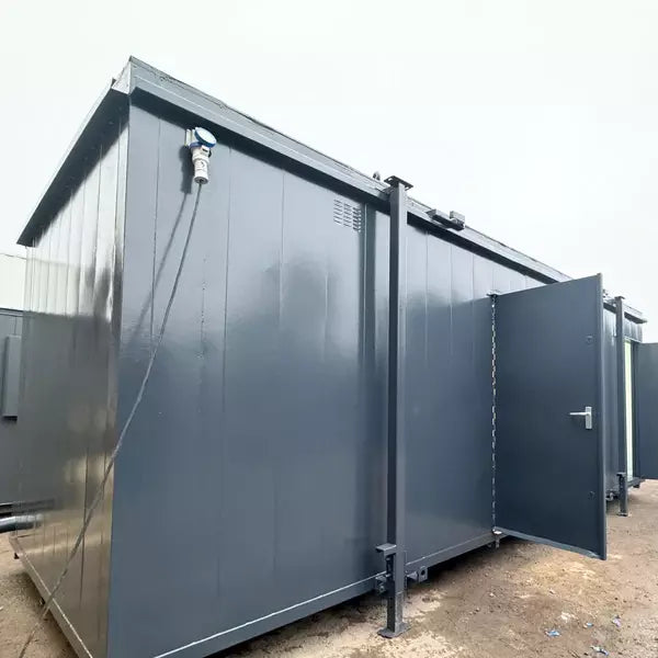 Bloque sanitario de 24 pies