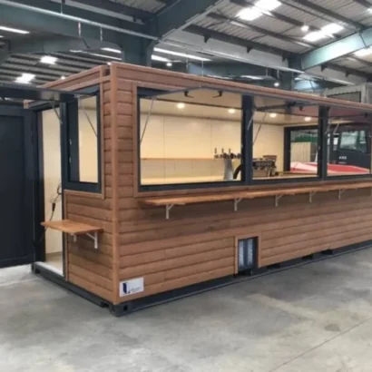 CONTENEDOR BAR DE 20 PIES