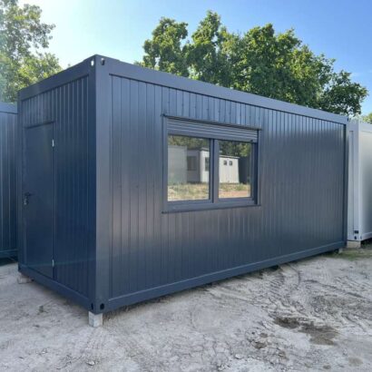 Contenedor base de estar con cocina americana, inodoro y ducha 6,00 x 2,43 m