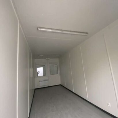Contenedor de oficina 6,00 x 2,43 m